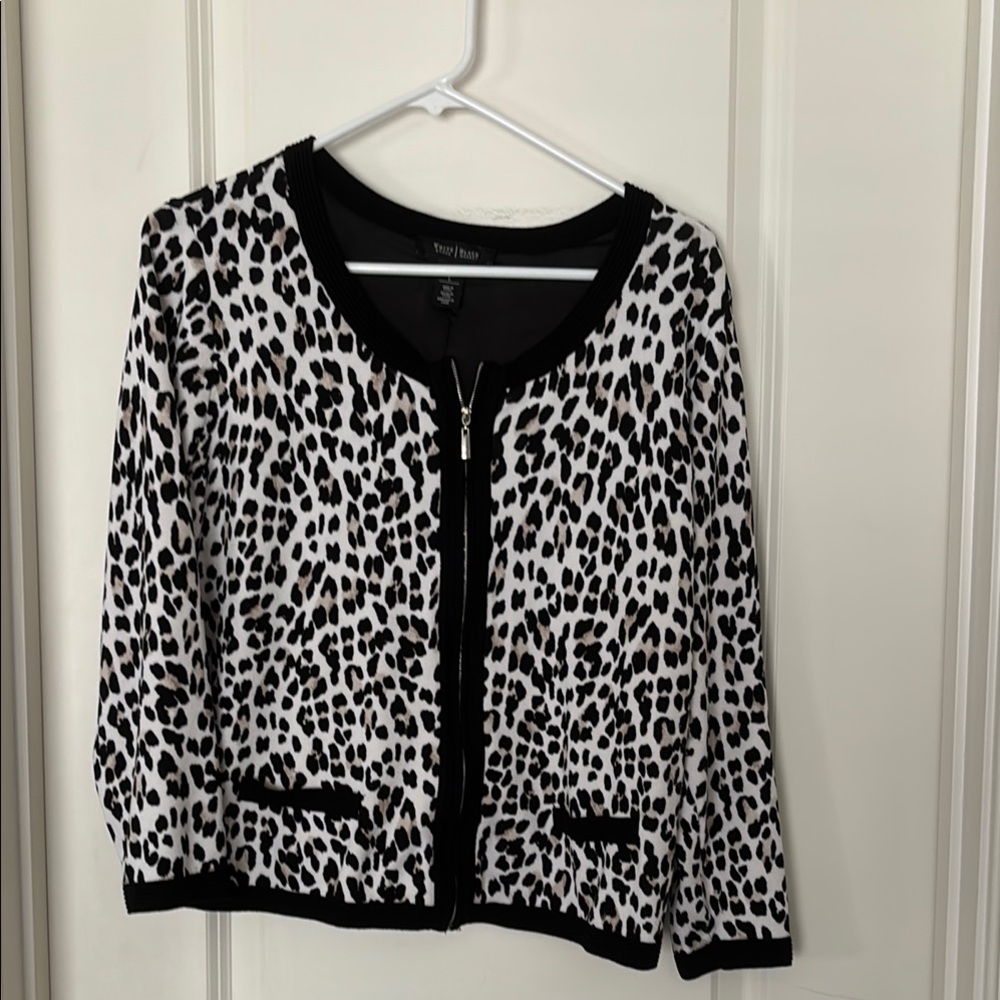 Chic Leopard Print Cardigan